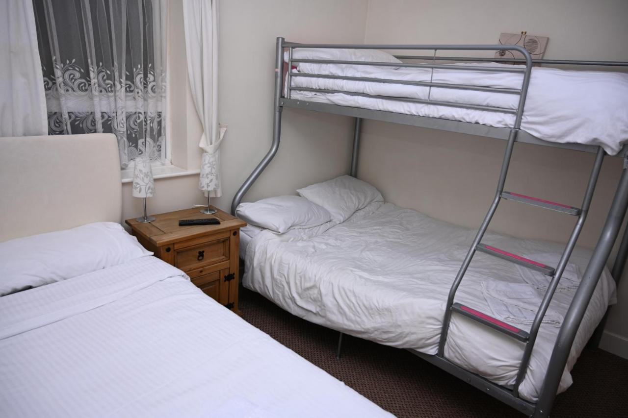 Newburn Hotel Blackpool Esterno foto