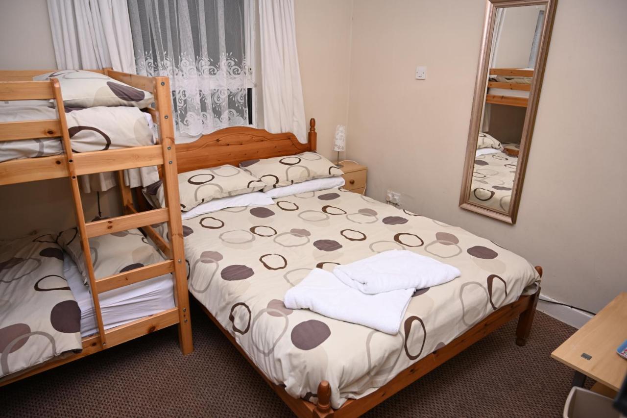 Newburn Hotel Blackpool Esterno foto