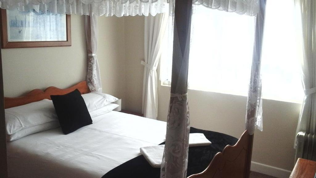 Newburn Hotel Blackpool Esterno foto